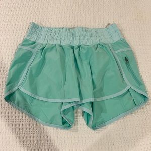 Lululemon Tracker Shorts Size 6
